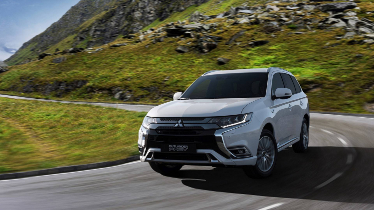 Mitsubishi nâng cấp cho Outlander PHEV