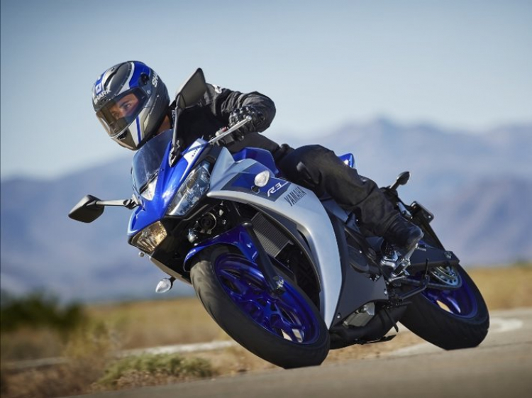 Chi tiết mô tô Yamaha YZF-R3 2015