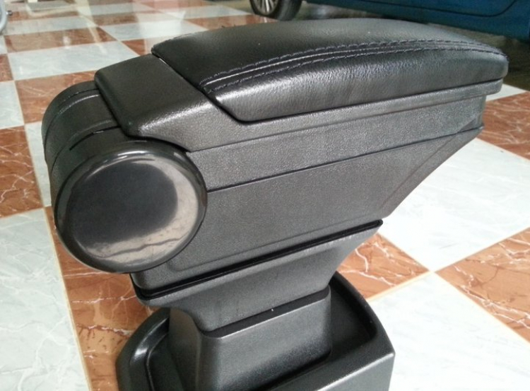 Hộp tỳ tay cho Ford Fiesta 5 cửa Hộp tỳ tay cho Ford Fiesta 5 cửa