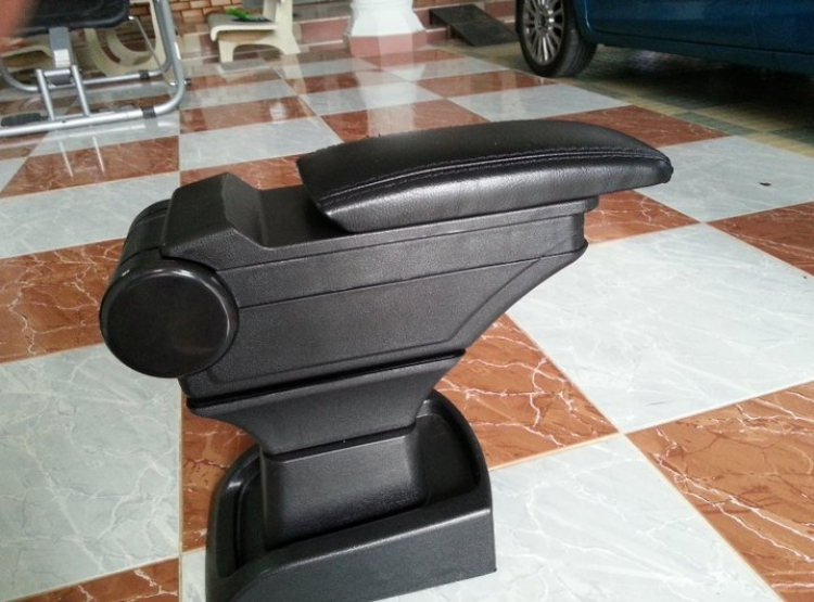 Hộp tỳ tay cho Ford Fiesta 5 cửa Hộp tỳ tay cho Ford Fiesta 5 cửa