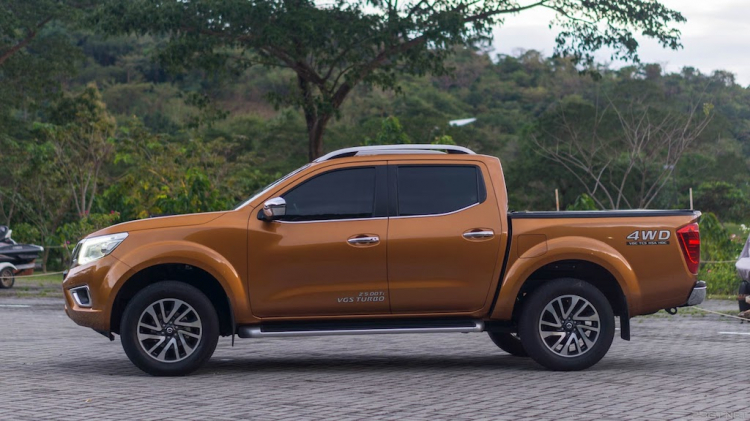 Nissan cân nhắc phiên bản hiệu năng cao cho Navara để cạnh tranh với Ford Ranger Raptor