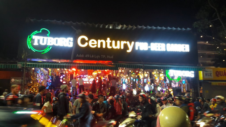 hành trình 8 ngày tết .