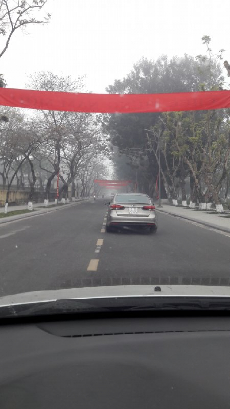 hành trình 8 ngày tết .