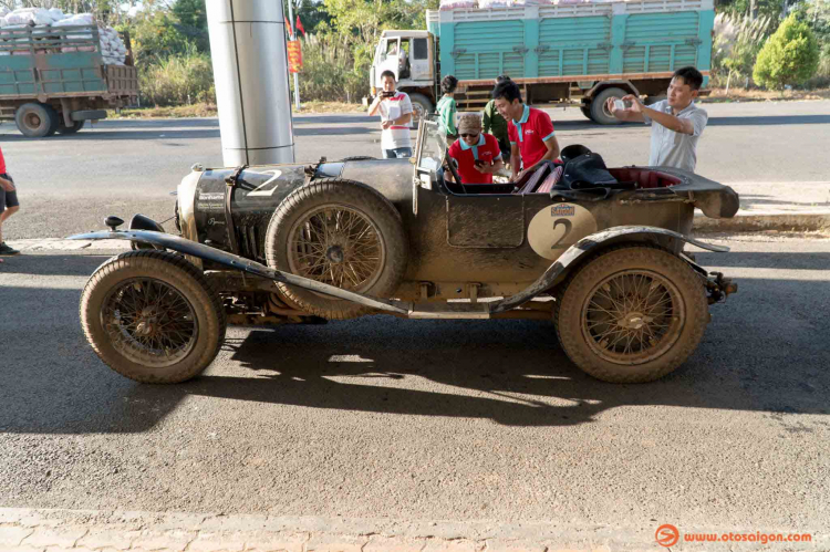 The Road To Saigon 2018: Hành trình của 44 chiếc xe cổ trên những cung đường Việt Nam