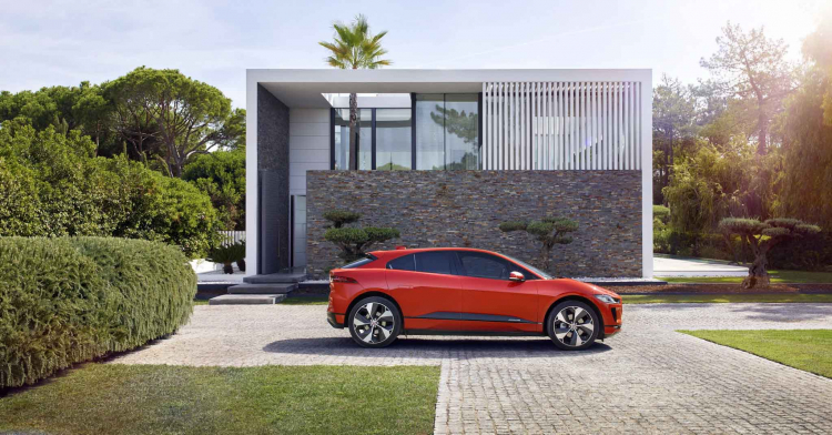 Jaguar I-PACE 2019: SUV chạy điện hoàn toàn, 395 mã lực, đối thủ Tesla Model X