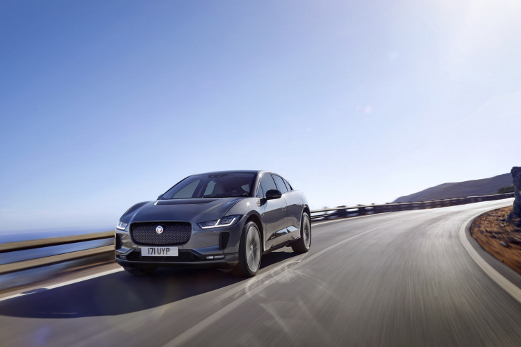 Jaguar I-PACE 2019: SUV chạy điện hoàn toàn, 395 mã lực, đối thủ Tesla Model X