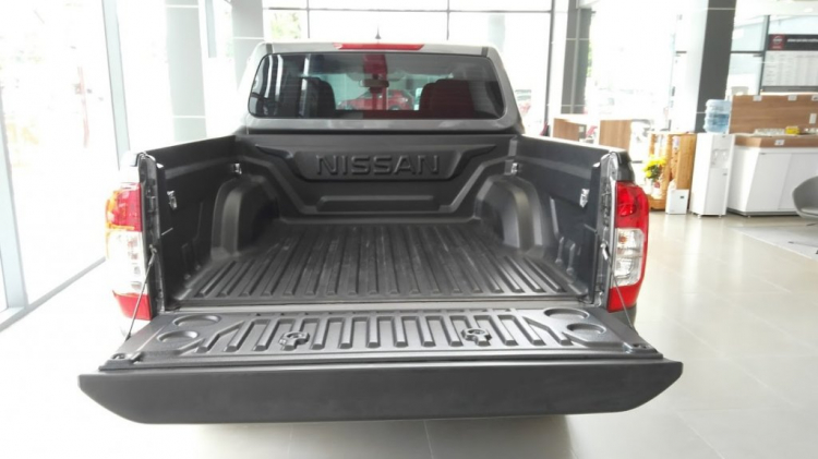 có nên mua xe bán tải nissan navara el