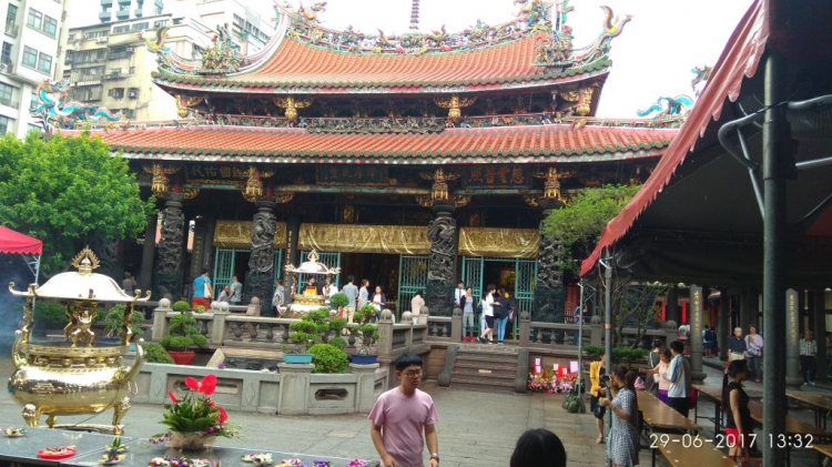 Làm sao xin visa du lịch tự túc khi làm nghề kinh doanh chứng khoán
