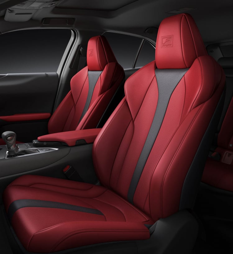 [GMS 2018] Lexus UX chính thức ra mắt: thiết kế táo bạo, sang trọng và quyến rủ