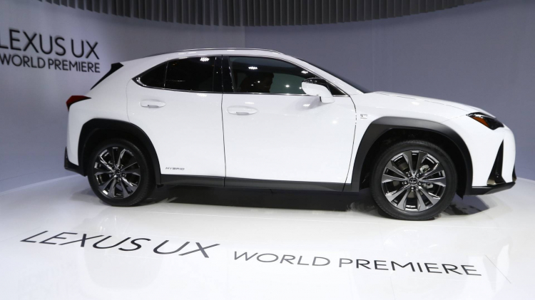 [GMS 2018] Cận cảnh Lexus UX hoàn toàn mới tại Geneva