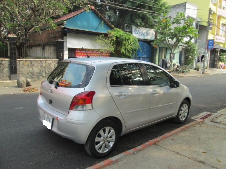 Bán Toyota Yaris 1.5 AT, xe nhập, Sx 2011, biển số Tp