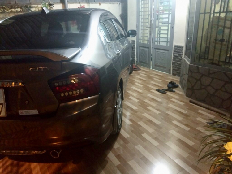 Đưa xe vào nhà Đưa xe vào nhà