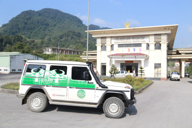 Trực tiếp: Đón đoàn Merecedes-Benz Offroad từ Đức đến Việt Nam Trực tiếp: Đón đoàn Merecedes-Benz Offroad từ Đức đến Việt Nam