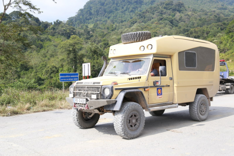 Trực tiếp: Đón đoàn Merecedes-Benz Offroad từ Đức đến Việt Nam