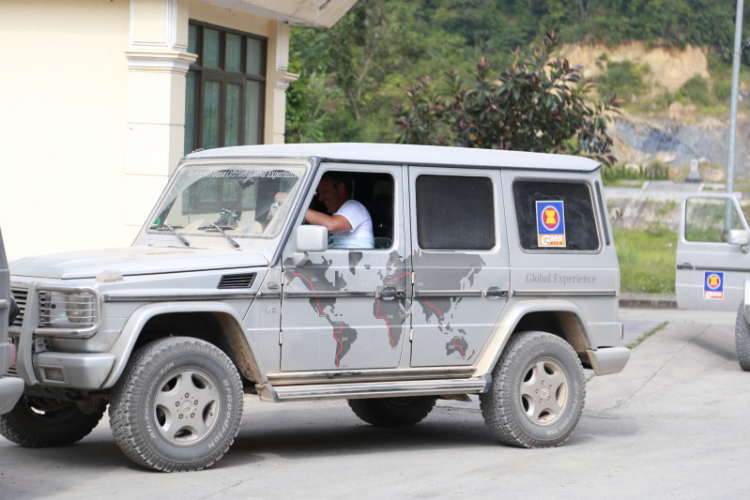Trực tiếp: Đón đoàn Merecedes-Benz Offroad từ Đức đến Việt Nam Trực tiếp: Đón đoàn Merecedes-Benz Offroad từ Đức đến Việt Nam