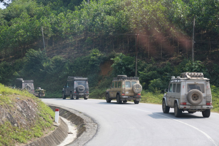 Trực tiếp: Đón đoàn Merecedes-Benz Offroad từ Đức đến Việt Nam