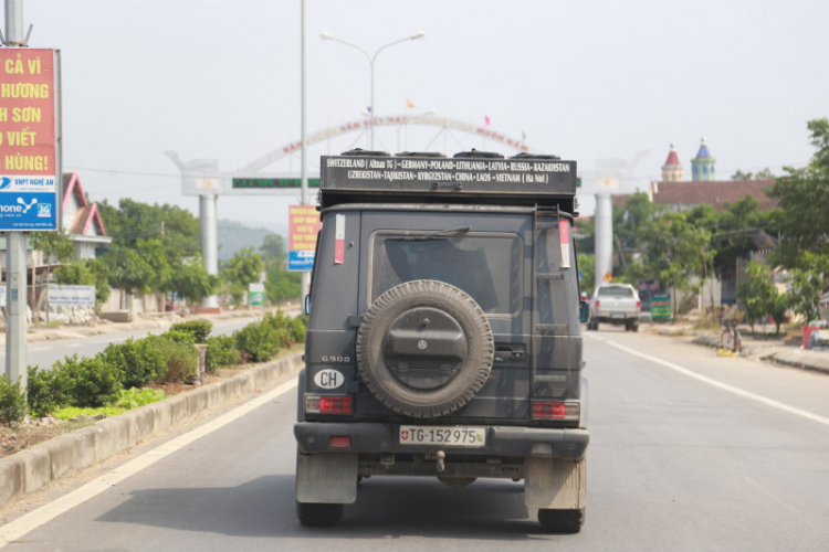 Trực tiếp: Đón đoàn Merecedes-Benz Offroad từ Đức đến Việt Nam