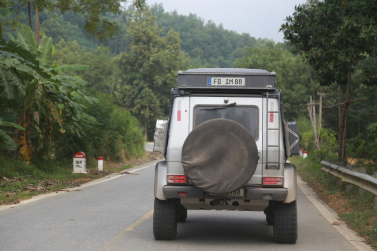 Trực tiếp: Đón đoàn Merecedes-Benz Offroad từ Đức đến Việt Nam