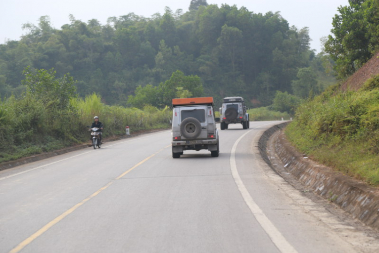 Trực tiếp: Đón đoàn Merecedes-Benz Offroad từ Đức đến Việt Nam