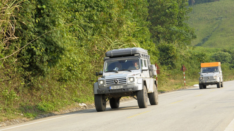 Trực tiếp: Đón đoàn Merecedes-Benz Offroad từ Đức đến Việt Nam