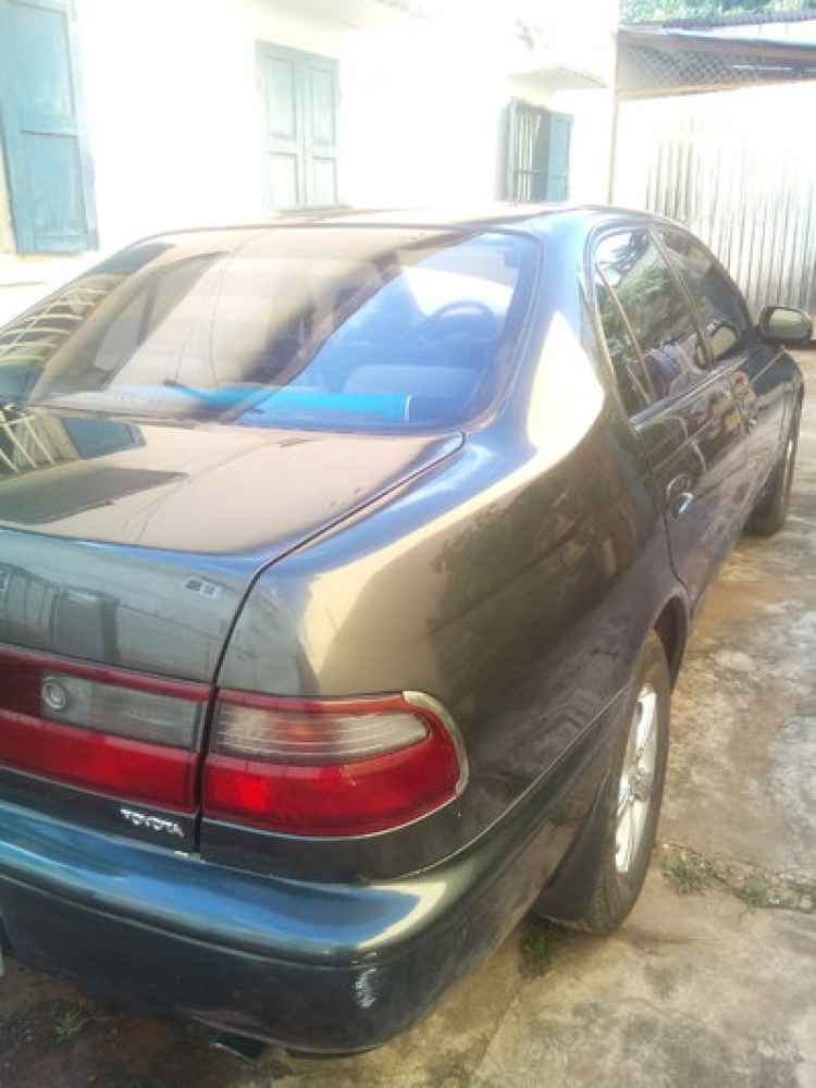 Toyota Corona 1992 - 1996 mắt híp đít bồng (Na béo ) Toyota Corona 1992 - 1996 mắt híp đít bồng (Na béo )