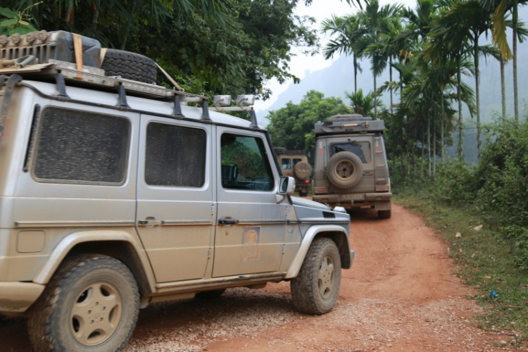 Trực tiếp: Đón đoàn Merecedes-Benz Offroad từ Đức đến Việt Nam