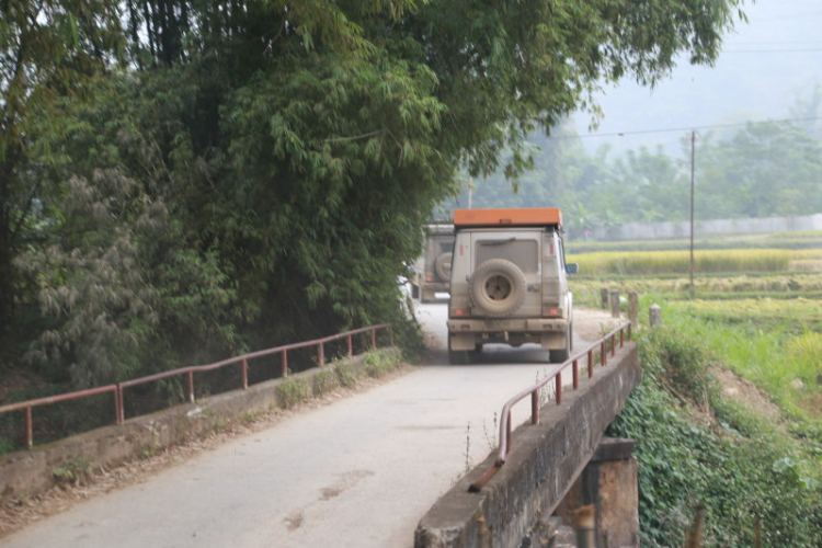 Trực tiếp: Đón đoàn Merecedes-Benz Offroad từ Đức đến Việt Nam