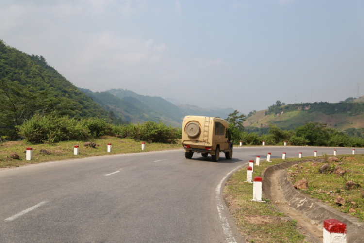 Trực tiếp: Đón đoàn Merecedes-Benz Offroad từ Đức đến Việt Nam