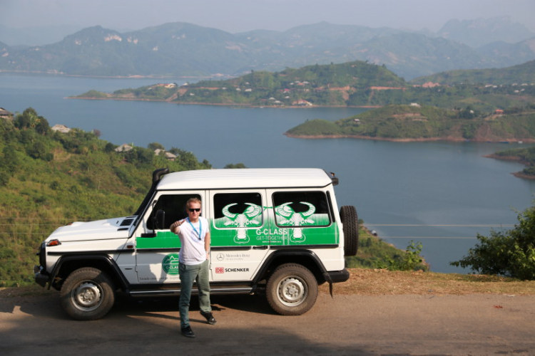 Trực tiếp: Đón đoàn Merecedes-Benz Offroad từ Đức đến Việt Nam