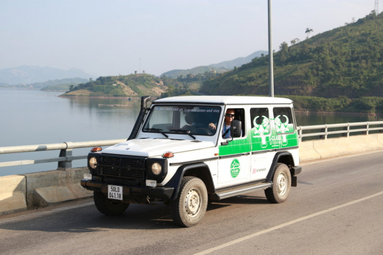 Trực tiếp: Đón đoàn Merecedes-Benz Offroad từ Đức đến Việt Nam