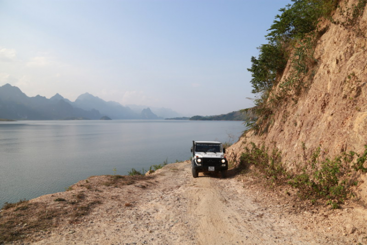 Trực tiếp: Đón đoàn Merecedes-Benz Offroad từ Đức đến Việt Nam