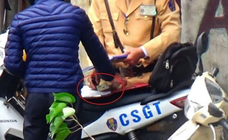 CSGT làm luật như nhà ẢO THUẬT CSGT làm luật như nhà ẢO THUẬT