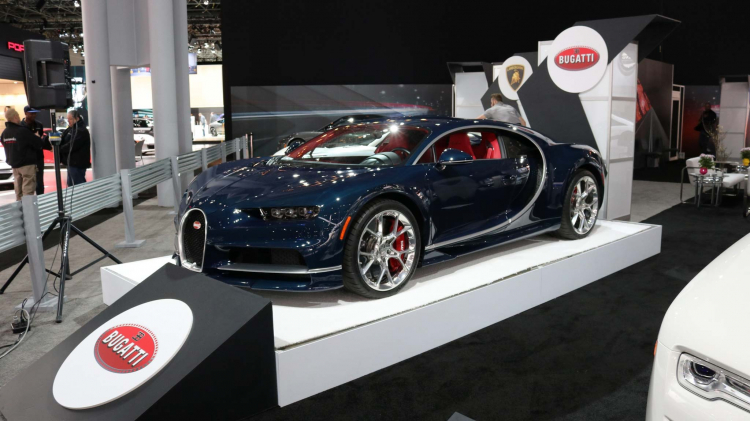 Có thể các bác chưa biết: Thanh bảo vệ cản sau trên Bugatti Chiron tại Mỹ
