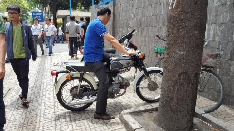 THành lập Hội những người mê và chơi xe Motor Honda LA 250cc THành lập Hội những người mê và chơi xe Motor Honda LA 250cc
