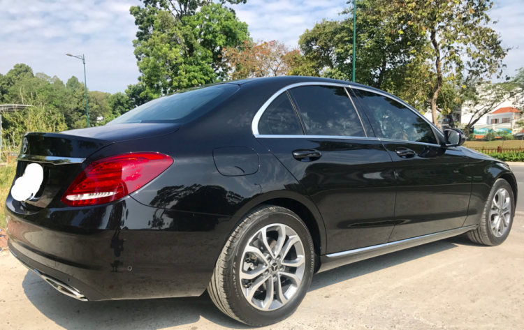 Cho thuê xe Mercedes C200 đời 2018