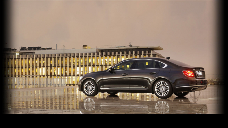 Kia K900 2019 thế hệ mới "trình diện" thế giới