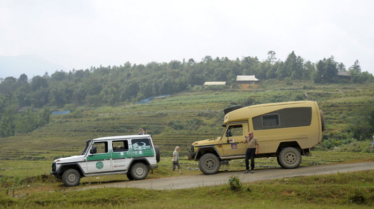 Trực tiếp: Đón đoàn Merecedes-Benz Offroad từ Đức đến Việt Nam