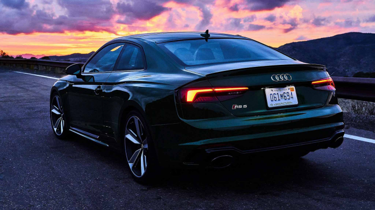 Audi RS5 2018 có giá từ 69.900 USD (khoảng 1,5 tỷ đồng) tại Mỹ