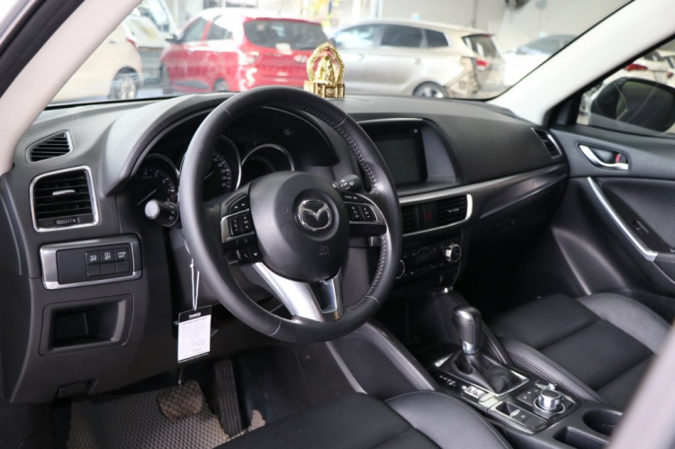 Bán MAZDA CX5 2.0AT 2016, bạc, 64.000km, giá thương lượng