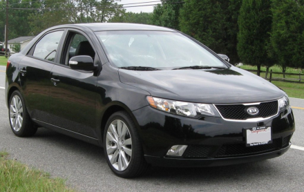 2010_Kia_Forte_SX_1_--_08-22-2009.jpg