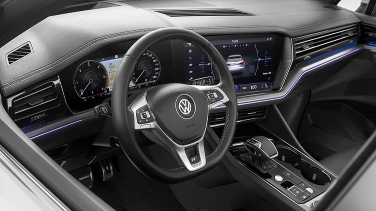 Volkswagen Touareg 2019 ra mắt: Hiện đại và trang bị tốt hơn