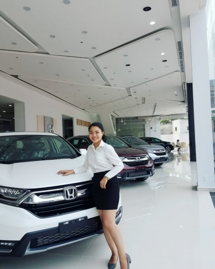 Cho em hỏi sớm nhất là ngày bao nhiêu mới nhận CRV được ạ