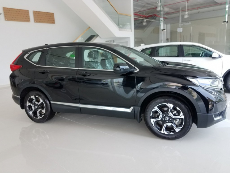 Cho em hỏi sớm nhất là ngày bao nhiêu mới nhận CRV được ạ