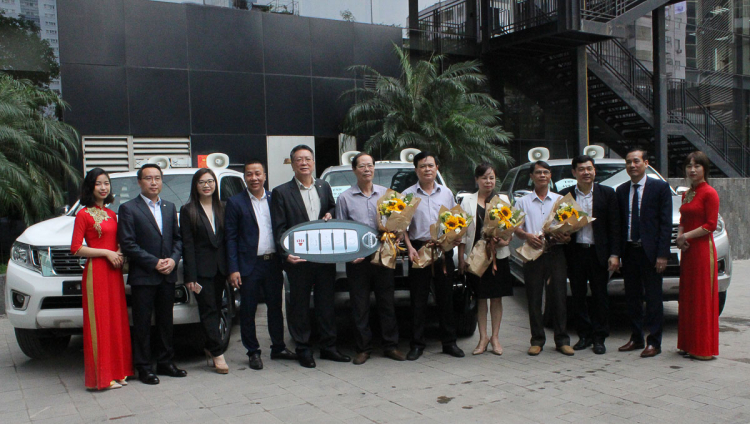 Nissan Việt Nam bàn giao lô xe Nissan Navara cho các Trung tâm Phát hành Phim & chiếu bóng toàn quốc