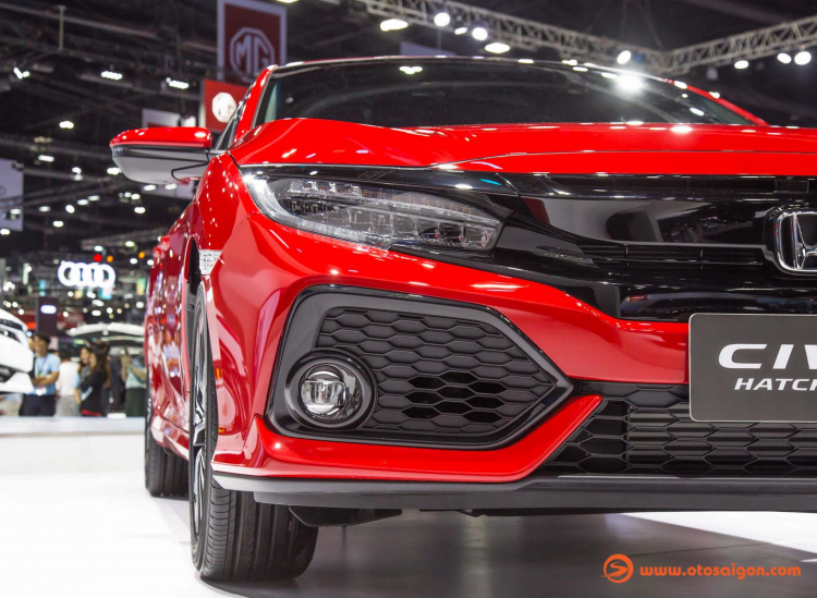 [BIMS 2018] Ngắm Honda Civic hatchback sắc đỏ Rallye Red tại Bangkok