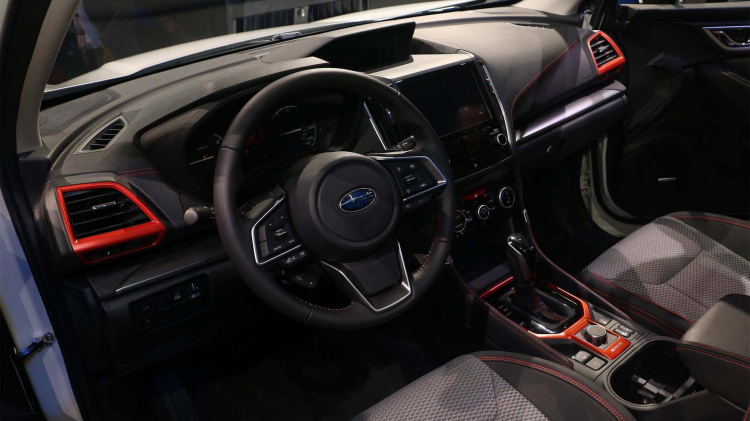 [NYAS 2018] Subaru Forester 2019: Thay đổi nội ngoại thất, động cơ mạnh hơn, thêm nhiều phiên bản