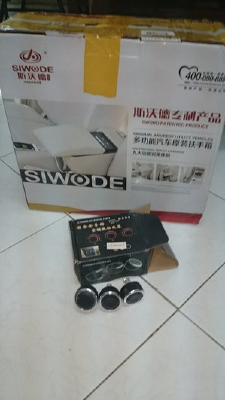 Chỗ làm Hộp tỳ tay cho xe??? Chỗ làm Hộp tỳ tay cho xe???