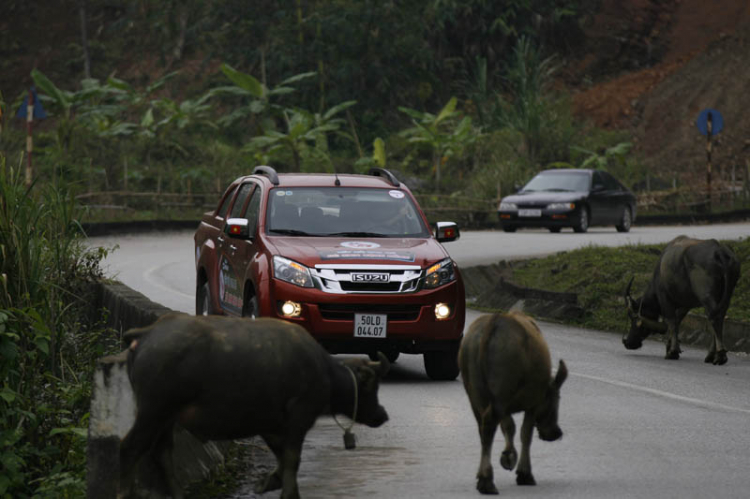 Tường thuật Isuzu Caravan Tây Bắc 2014