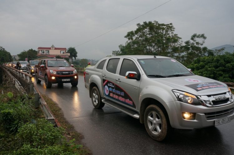 Tường thuật Isuzu Caravan Tây Bắc 2014 Tường thuật Isuzu Caravan Tây Bắc 2014