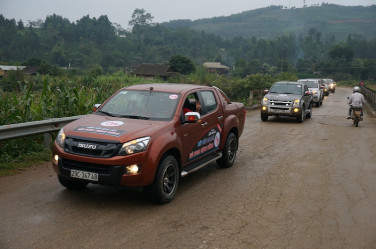 Tường thuật Isuzu Caravan Tây Bắc 2014 Tường thuật Isuzu Caravan Tây Bắc 2014